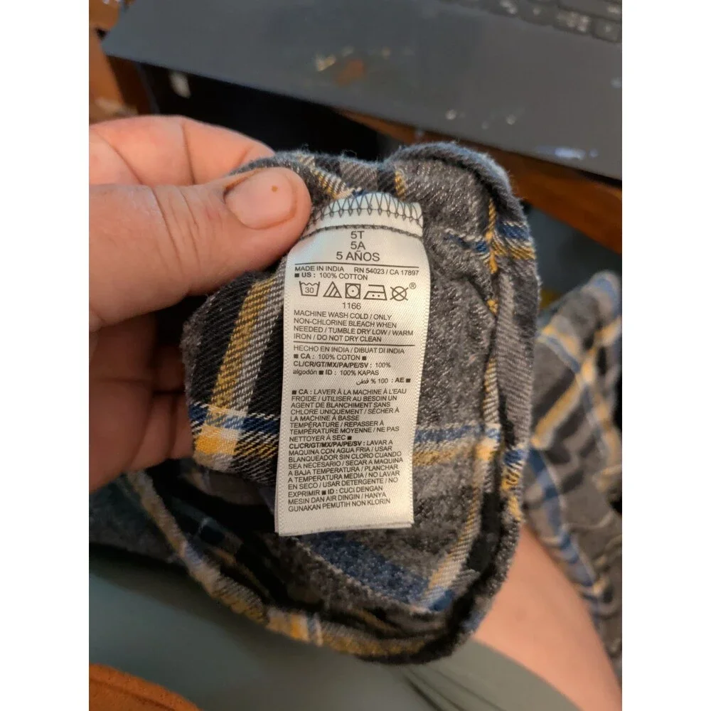 Old Navy Boys Size 5t Gray Black Yellow Blue Plaid button down long sleeve